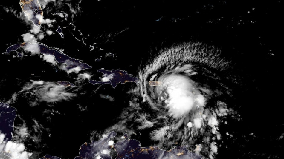 L'ouragan Fiona touche terre à Porto Rico, plongé dans le noir 