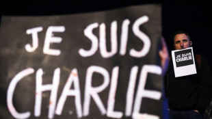 Revista francesa Charlie Hebdo prepara edi&ccedil;&atilde;o especial 10 anos depois de ataque jihadista