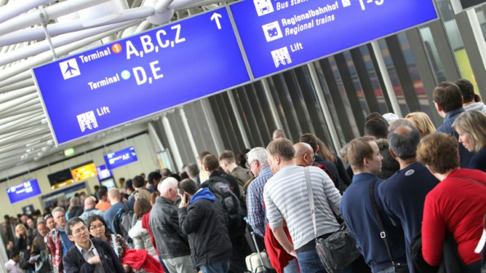 Entschädigung für verpassten Flug nach langer Wartezeit an Sicherheitskontrolle