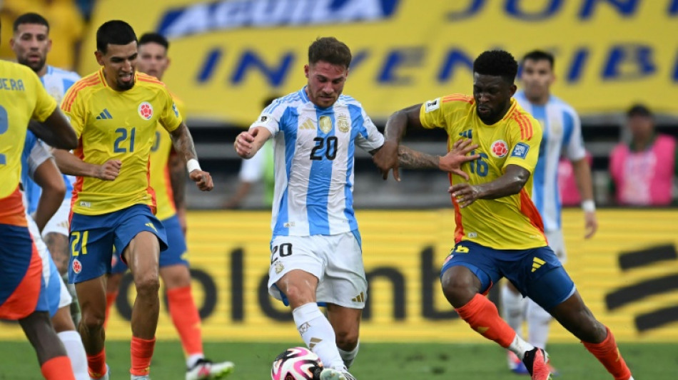 Fifa pune Col&ocirc;mbia por 'c&acirc;nticos discriminat&oacute;rios' contra a Argentina