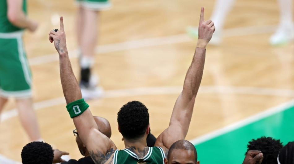 Finale NBA: 18e titre record pour Boston, triomphe de la g&eacute;n&eacute;ration Tatum-Brown