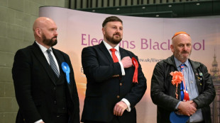 Kommunalwahl in England: Labour-Partei dringt nach Verlusten der Tories auf Neuwahlen