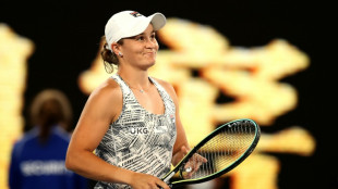 Osaka entrega el trofeo, Badosa y Barty a octavos, Alcaraz roza la &eacute;pica