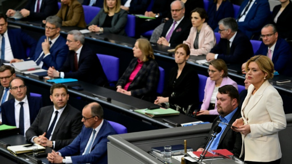 Heftige Kritik im Bundestag an Warkens Pl&auml;nen f&uuml;r Gesundheitsreform