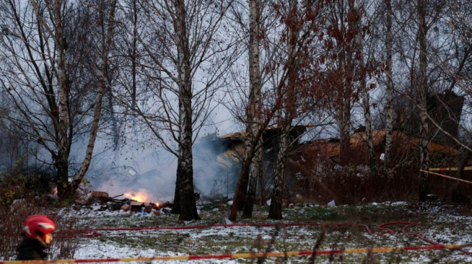 Aus Deutschland kommendes DHL-Frachtflugzeug in Litauen abgest&uuml;rzt - Ein Toter