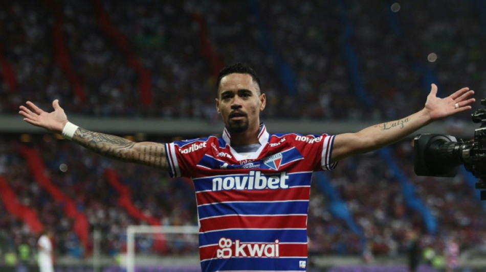 Fortaleza vence Corinthians (2-0) e vai &agrave; final da Sul-Americana