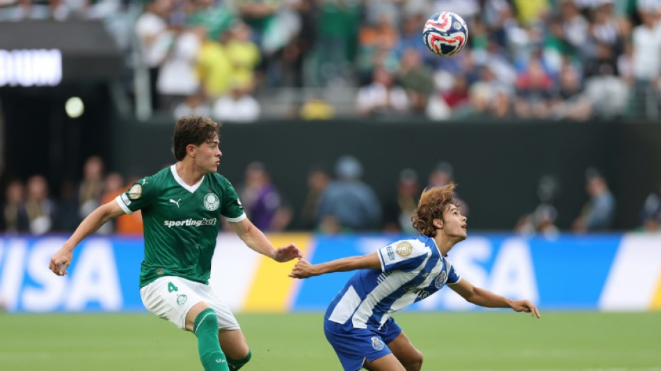 Palmeiras pressiona mas empata com Porto (0-0) na estreia na Copa do Mundo de Clubes
