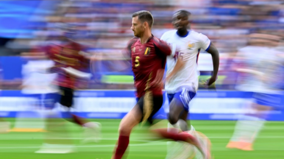 Vertonghen, que disputou 157 jogos pela B&eacute;lgica, se aposenta da sele&ccedil;&atilde;o