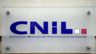La Cnil enqu&ecirc;te apr&egrave;s des SMS de Reconqu&ecirc;te aux Fran&ccedil;ais de confession juive