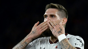 Leverkusen oferece tatuagens de presente a seus torcedores para imortalizar temporada
