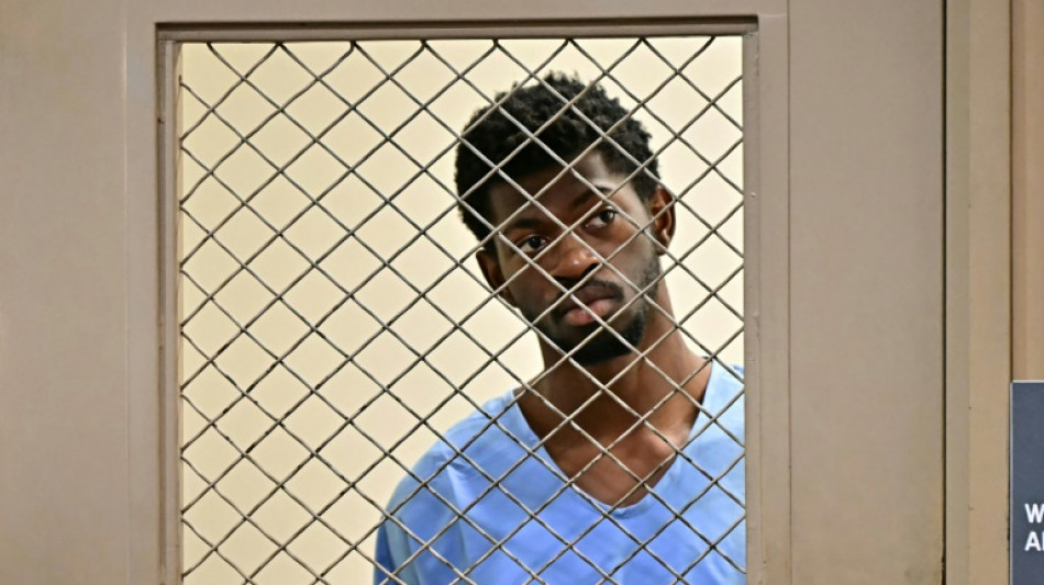 Lil Nas X é acusado de vagar nu por Los Angeles