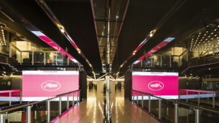 El espa&ntilde;ol Oliver Laxe entra en competici&oacute;n en Cannes con "Sirat"