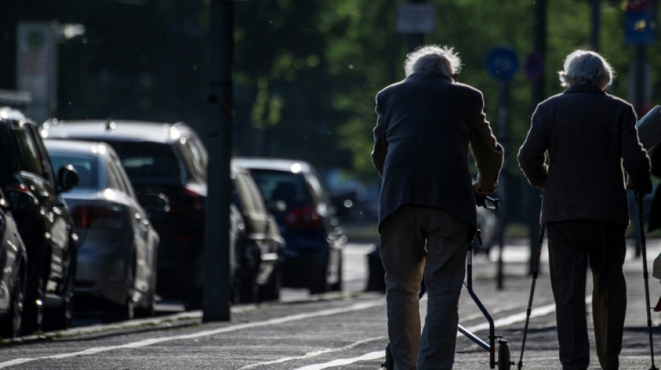 Gewerkschaften und Arbeitgeber kritisieren Regierungspl&auml;ne zur Aktivrente