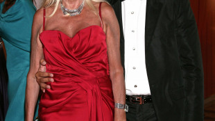 Zequila, "amici con Salvini, &egrave; un politico onesto"