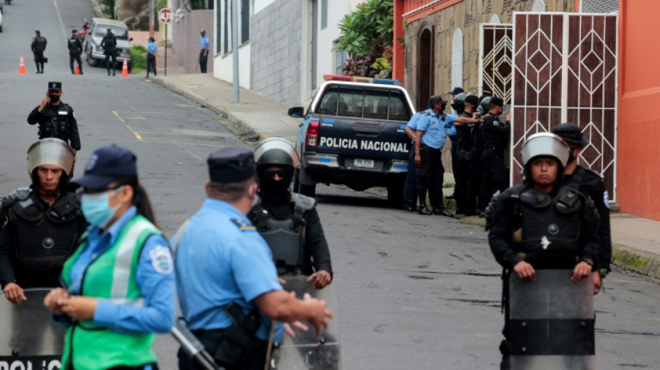 La polic&iacute;a de Nicaragua ingresa a la residencia de obispo cr&iacute;tico de Ortega