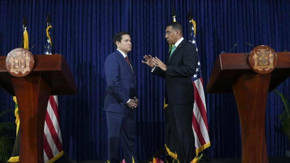 Rubio pris &agrave; partie en Jama&iuml;que sur les m&eacute;decins cubains