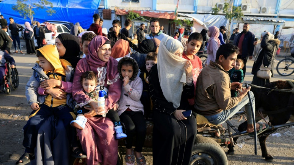 Habitantes de Gaza aproveitam tr&eacute;gua para tentar voltar para casa