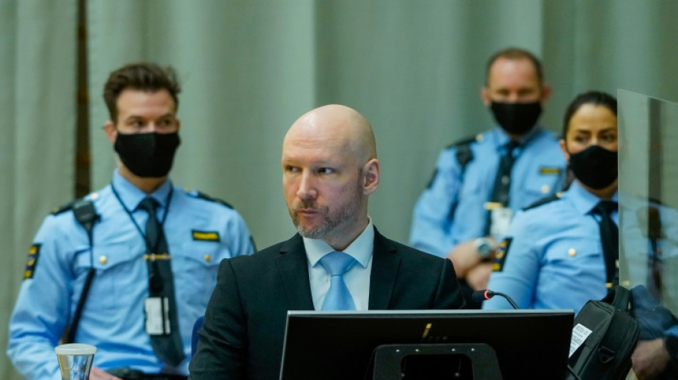 Psychiatrist says Breivik still a danger, hitting parole chances