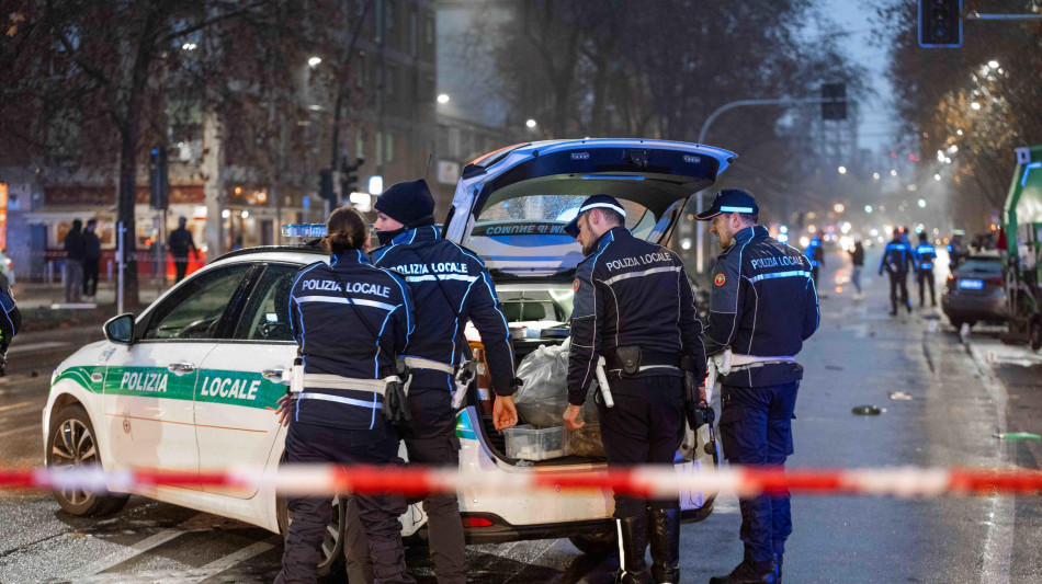 Schianto auto-moto a Milano, morti due ventenni