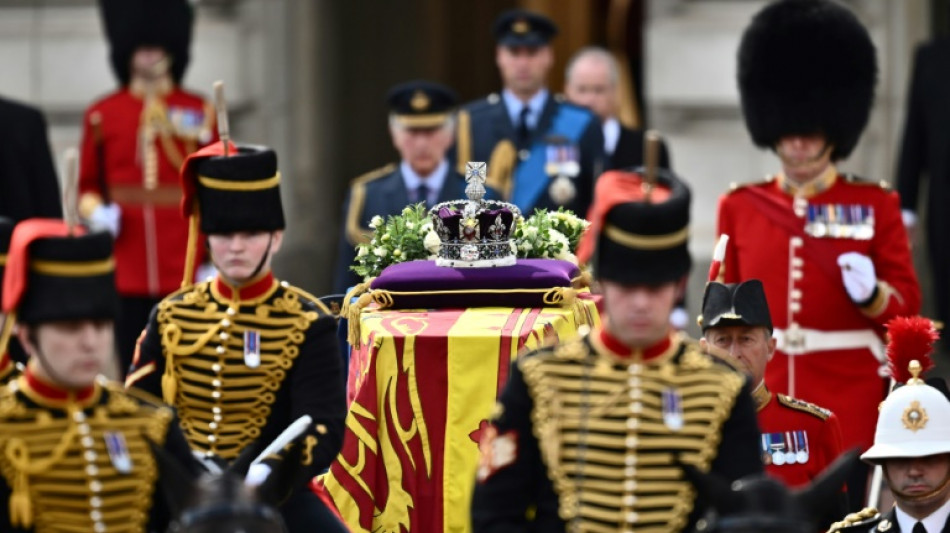Royals escort queen on final journey from Buckingham Palace