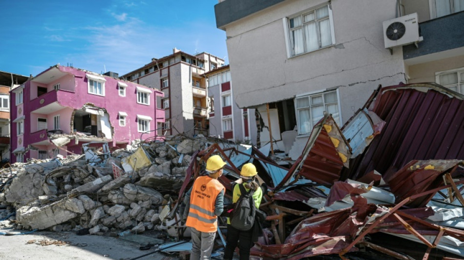 EU sagt Türkei eine Milliarde Euro für Wiederaufbau nach Erdbeben zu