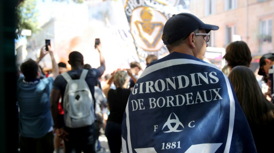 Bordeaux &eacute; rebaixado para 3&ordf; divis&atilde;o francesa por problemas financeiros