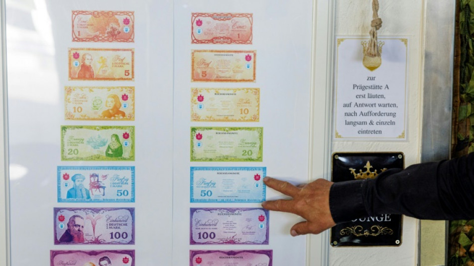 Gro&szlig;razzia in Reichsb&uuml;rgerszene: Goldbarren und Fantasiedokumente beschlagnahmt