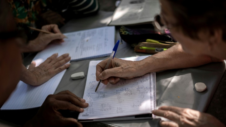 Ruim em matemática? A neuroestimulação pode ajudar, afirma estudo