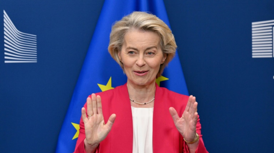 EU chief vows to advance trade talks after 'good' Trump call