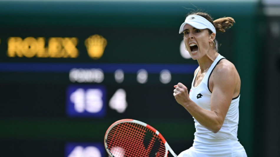 Wimbledon: Cornet stoppe Swiatek, Kyrgios pi&egrave;ge Tsitsipas
