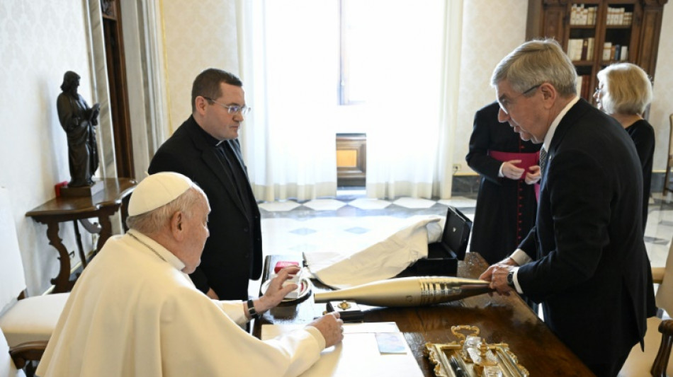 Pope Francis inspired IOC president Bach to create refugee team