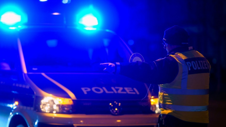 Polizisten stoppen von betrunkenem 15-J&auml;hrigen gesteuertes Auto in Bremerhaven