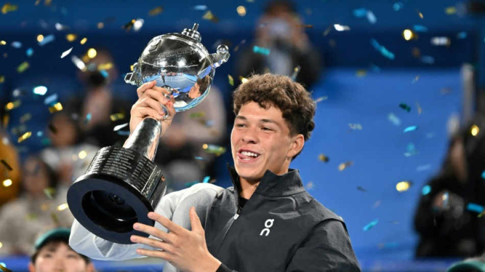 Ben Shelton sobe para 15&ordm; no ranking da ATP