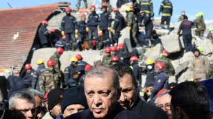 Erdogan räumt Defizite im Katastrophenmanagement nach Erdbeben ein 