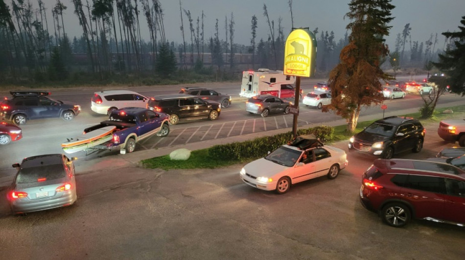 Feux dans l'ouest canadien: une partie de la ville de Jasper d&eacute;truite