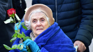 Morre húngara Eva Fahidi, sobrevivente de campos de concentração