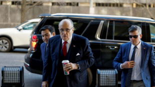 Giuliani, ex-avocat de Trump, condamn&eacute; &agrave; verser 148 millions &agrave; deux agentes &eacute;lectorales diffam&eacute;es