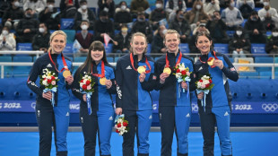 Britinnen gewinnen Curling-Gold