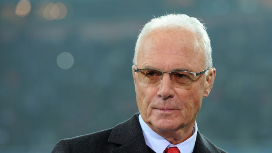 Morre aos 78 anos Franz Beckenbauer, lenda do futebol alem&atilde;o