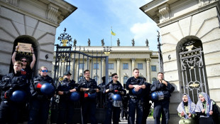 Pro-palästinensische Proteste an Unis weiten sich aus - Polizeieinsatz in Berlin
