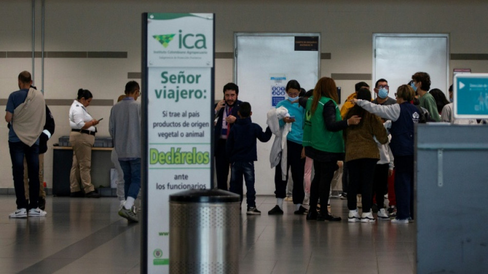 Colombia reanuda los vuelos de deportaci&oacute;n desde EEUU antes del encuentro Petro-Trump