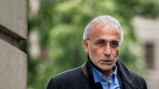 Estudioso isl&acirc;mico Tariq Ramadan &eacute; condenado a tr&ecirc;s anos de pris&atilde;o por estupro na Su&iacute;&ccedil;a