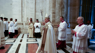 Il Papa, no ai deliri di onnipotenza, resistere alle lusinghe dei potenti