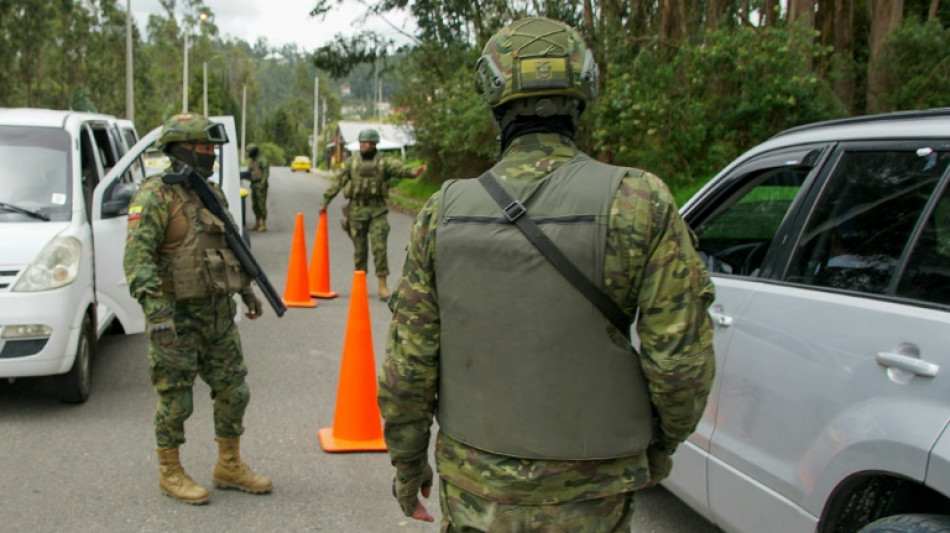 Equador em 'estado de guerra' enfrenta terror do tr&aacute;fico pelo 3&ordm; dia