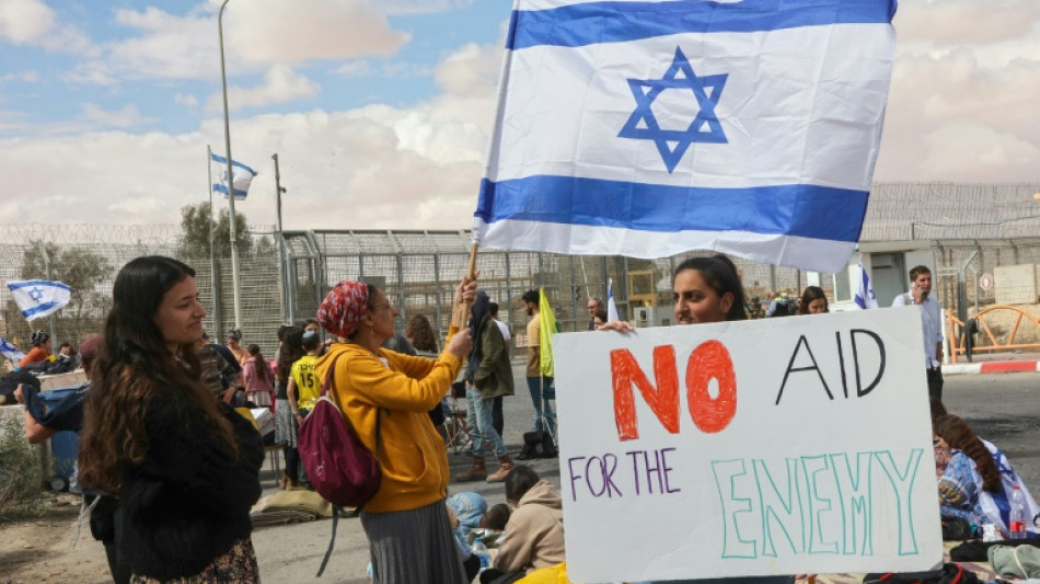 Quand des Isra&eacute;liens bloquent des convois d'aide &agrave; Gaza