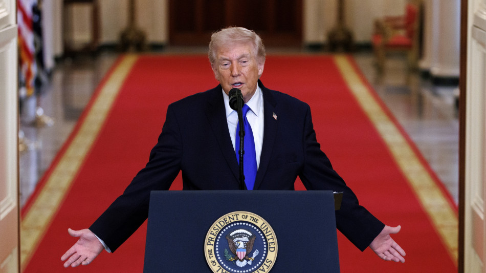 Trump, 'l'Iran vuole un accordo pi&ugrave; di quanto lo voglia io'