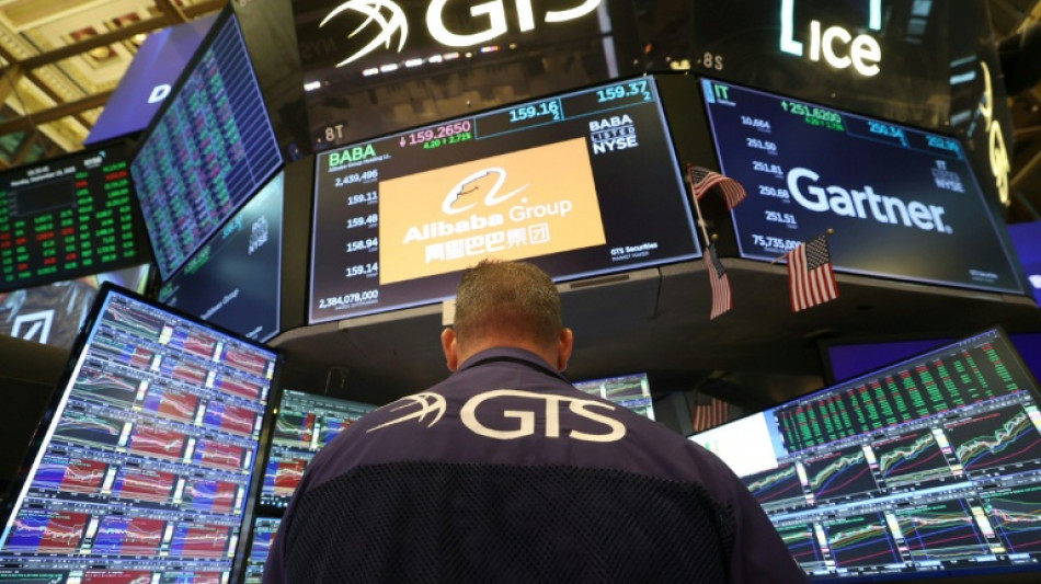 Wall Street en petite hausse, tente un rebond