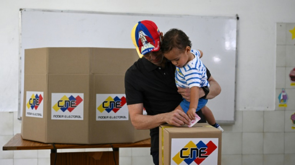 Maduro party eyes big win as Venezuela opposition boycotts vote
