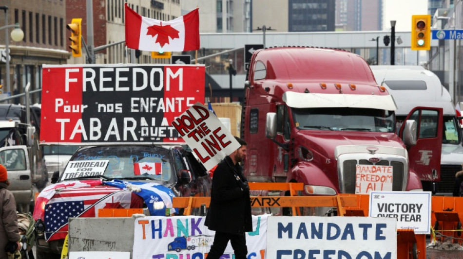 Contestation anti-mesures sanitaires: 13e jour de blocage au Canada, inqui&eacute;tude pour l'&eacute;conomie