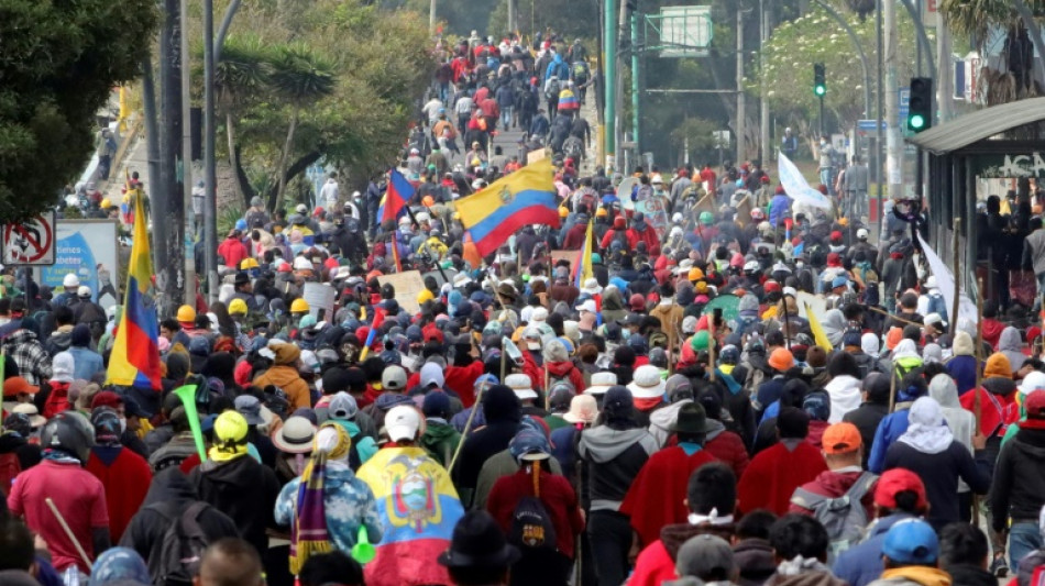 Equateur: les manifestants indig&egrave;nes maintiennent la pression sur le gouvernement